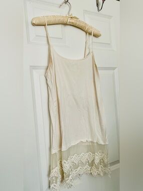 Grace & Lace Cream Lace-Trim Top Extender Free with Purchase